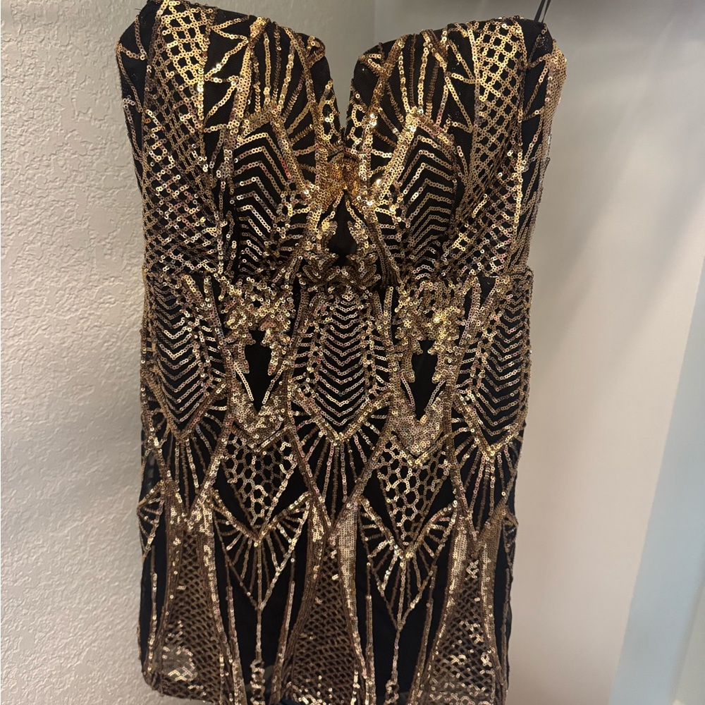 Fashion Nova Gold and Black Sequin Mini Dress
